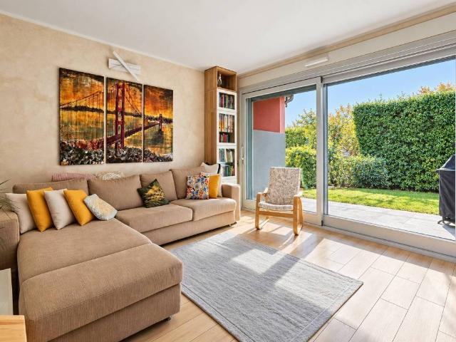 Appartamento in vendita a Verano Brianza MB