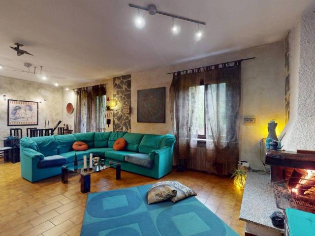 Appartamento in vendita a Verano Brianza MB