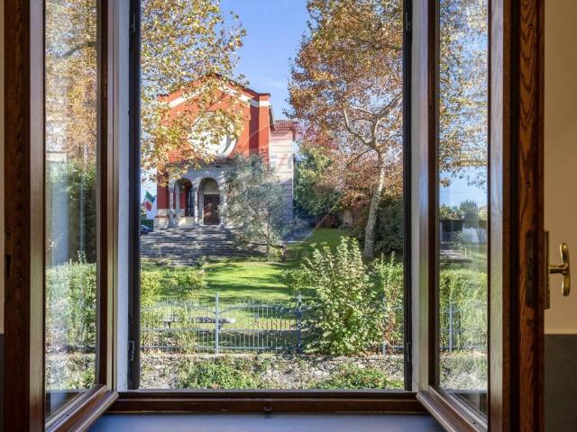 Appartamento in vendita a Verbania VB