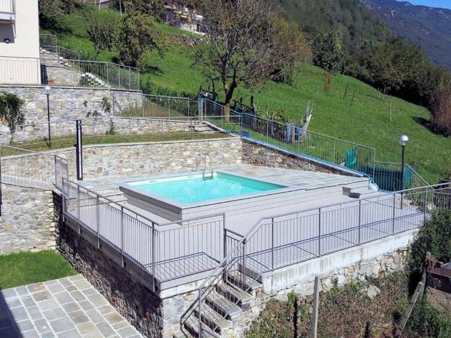 Appartamento in vendita a Domaso CO