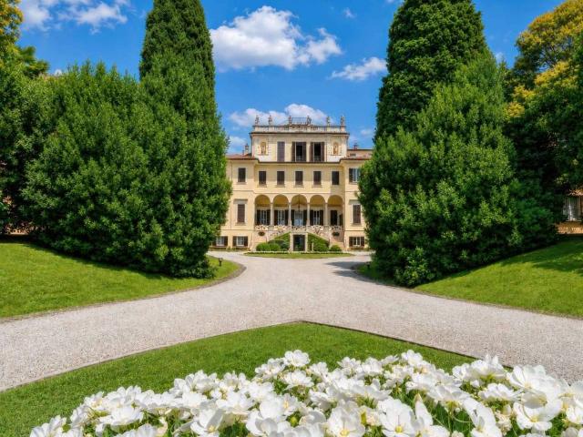 Appartamento in vendita a Verderio LC