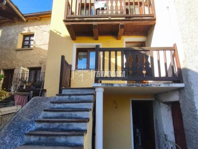 Casa indipendente in vendita a Verrayes AO