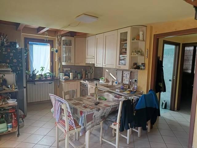 Appartamento in vendita a Vertova BG