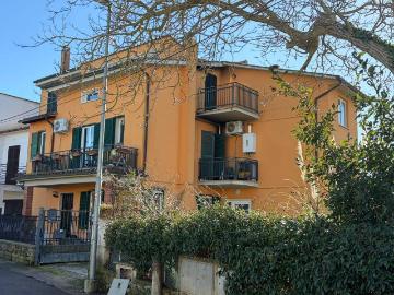 Appartamento in vendita a Vetralla VT