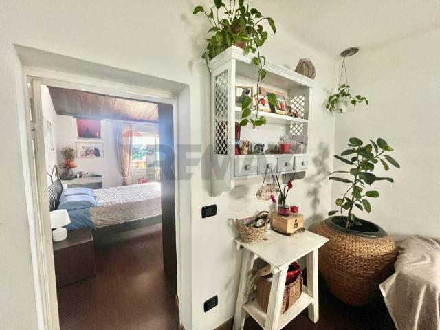 Appartamento in vendita a Vezzano Ligure SP