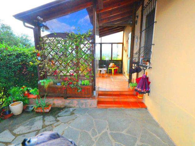Appartamento in vendita a Vezzano Ligure SP