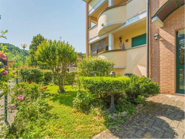 Appartamento in vendita a Vezzano sul Crostolo RE