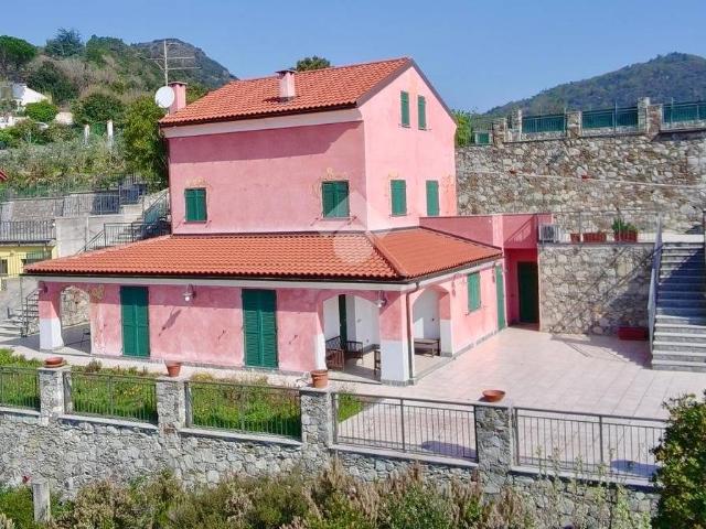 Appartamento in vendita a Vezzi Portio SV