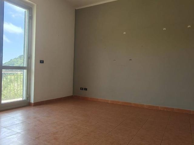 Appartamento in vendita a Vezzi Portio SV