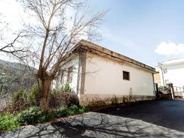 Appartamento in vendita a Vicovaro RM