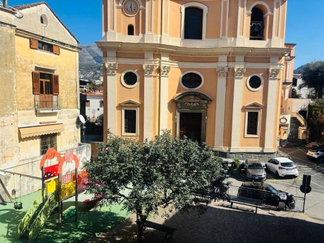 Appartamento in vendita a Vico Equense NA