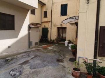 Appartamento in vendita a Vicopisano via di Villa, Lugnano