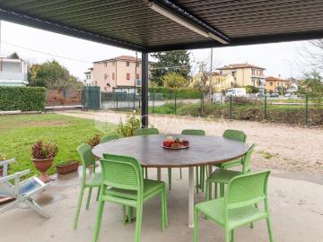 Villa bifamiliare in vendita a Vicenza