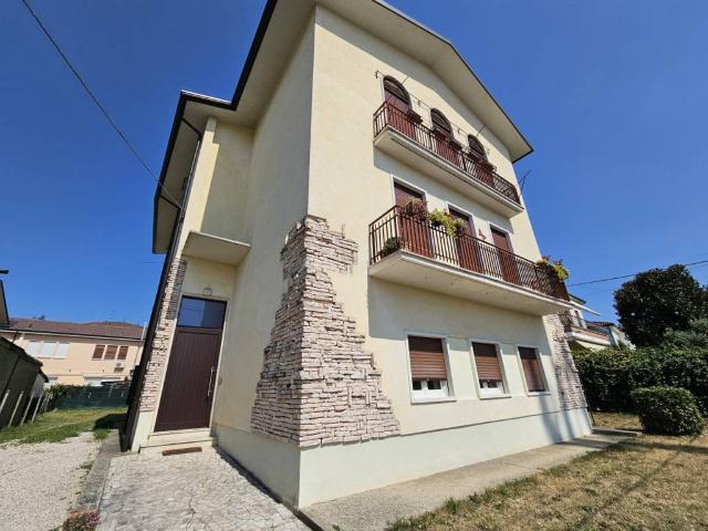 Appartamento in vendita a Vicenza VI