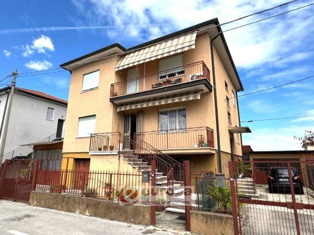 Appartamento in vendita a Vicenza VI