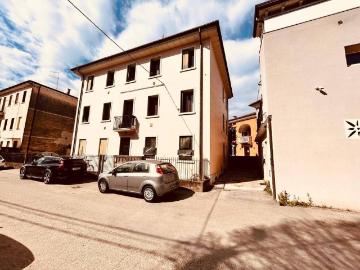 Appartamento in vendita a Vicenza VI