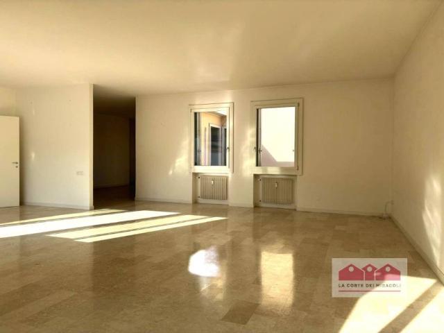 Appartamento in vendita a Vicenza VI
