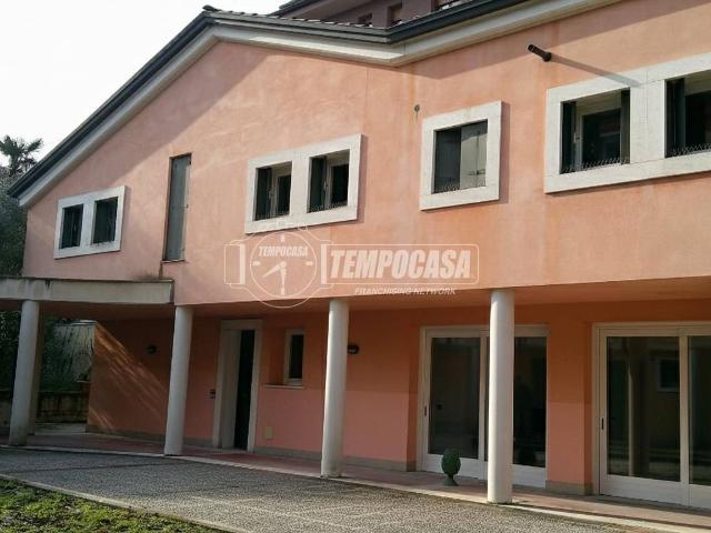 Villa in vendita a Vicenza VI