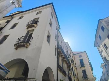 Appartamento in vendita a Vicenza VI