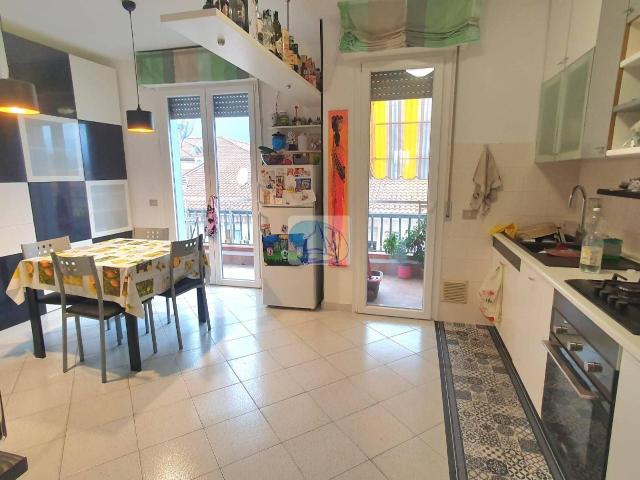 Appartamento in vendita a Viareggio