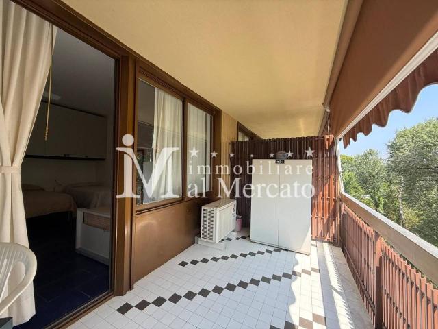Appartamento in vendita a Viareggio
