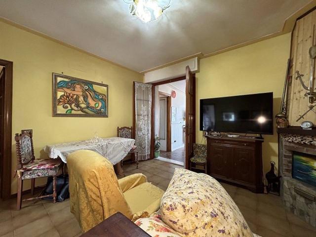 Appartamento in vendita a Viareggio