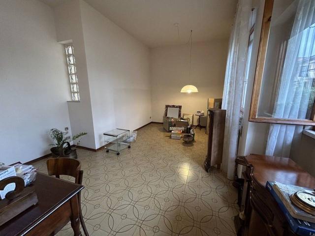 Appartamento in vendita a Viareggio