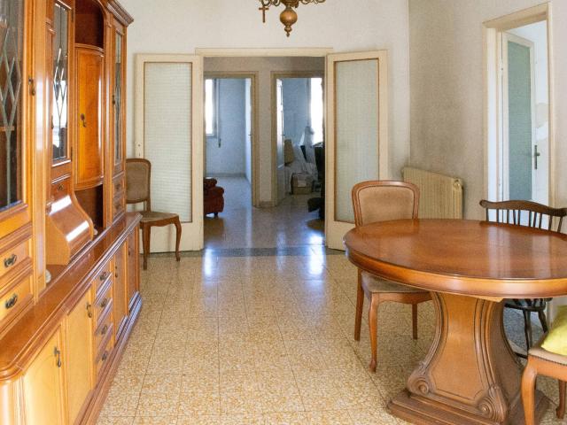 Appartamento in vendita a Viareggio, Centro