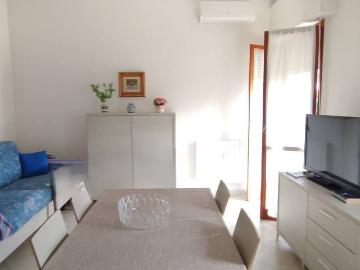Appartamento in vendita a Viareggio LU