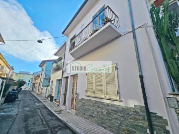Appartamento in vendita a Viareggio LU