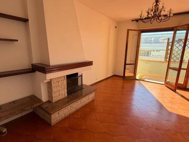Appartamento in vendita a Viareggio LU