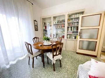 Appartamento in vendita a Viareggio LU