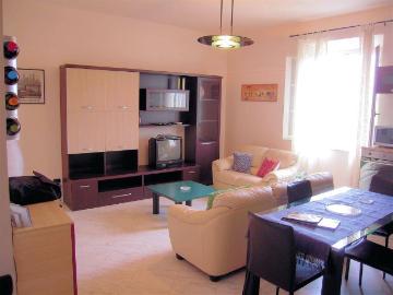 Appartamento in vendita a Viareggio LU