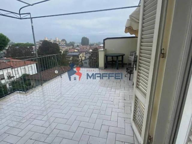 Appartamento in vendita a Viareggio LU