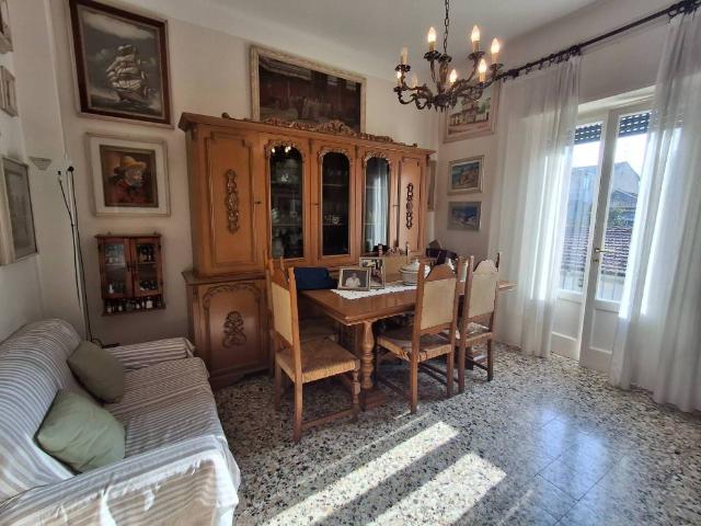 Appartamento in vendita a Viareggio LU