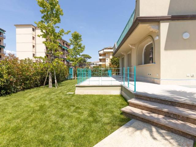 Appartamento in vendita a Viareggio LU