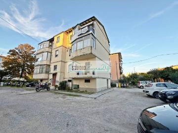 Appartamento in vendita a Viareggio LU