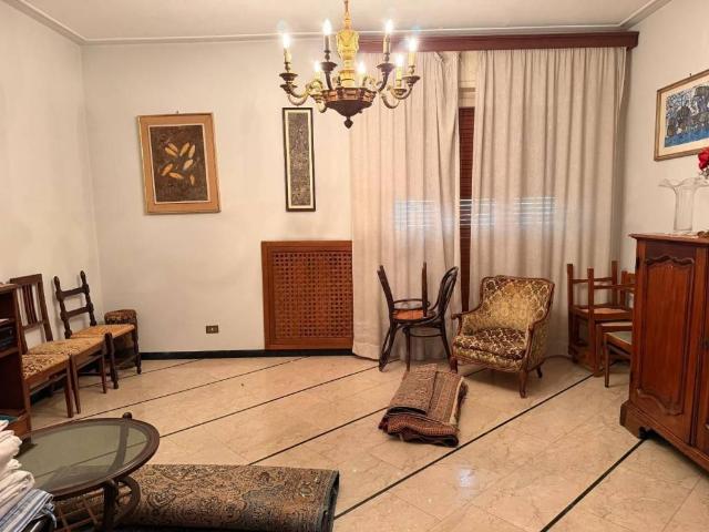 Appartamento in vendita a Viareggio LU