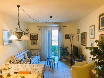 Appartamento in vendita a Viareggio LU