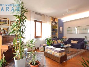 Appartamento in vendita a Viareggio LU