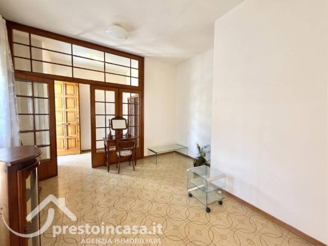 Appartamento in vendita a Viareggio LU