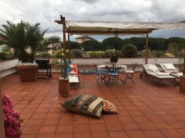 Appartamento in vendita a Viareggio LU