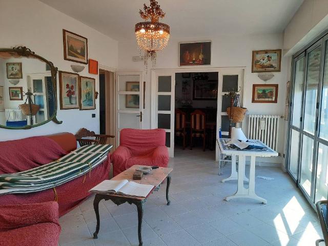 Appartamento in vendita a Viareggio LU
