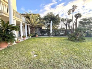 Appartamento in vendita a Viareggio LU