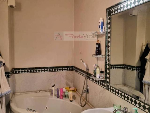 Appartamento in vendita a Viareggio LU