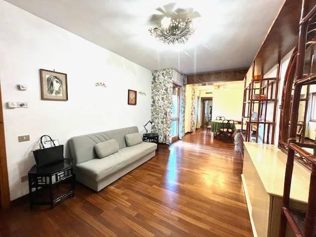 Appartamento in vendita a Viareggio LU