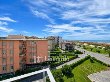 Appartamento in vendita a Viareggio LU
