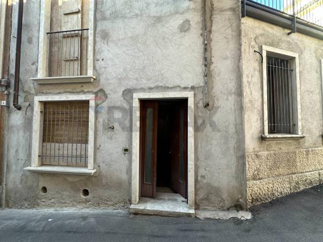 Appartamento in vendita a Viggiù VA