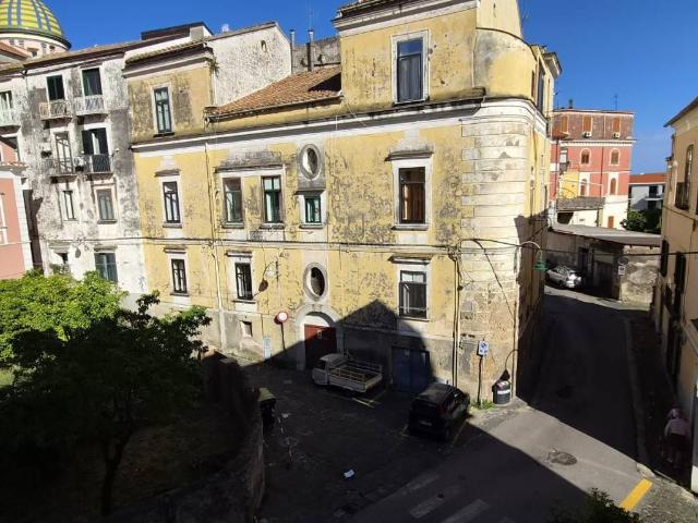 Appartamento in vendita a Vietri sul Mare SA