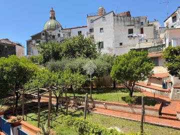 Appartamento in vendita a Vietri sul Mare SA